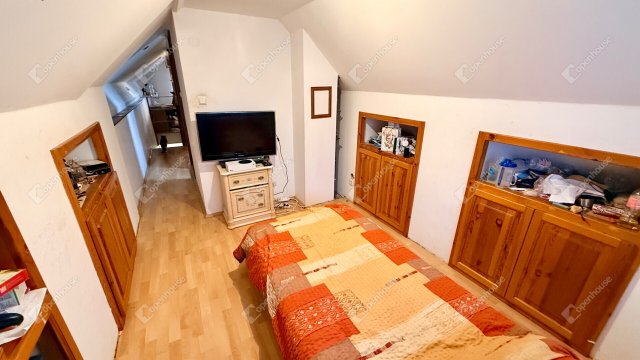 Eladó családi ház, Pilisen 83.5 M Ft, 5 szobás