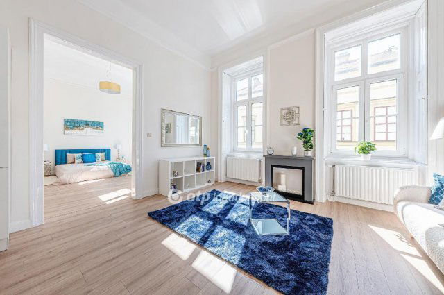 Eladó téglalakás, Budapesten, V. kerületben 149.9 M Ft, 3 szobás