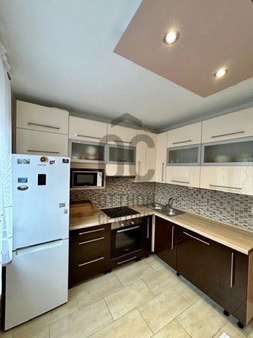 Eladó téglalakás, Szolnokon 44.6 M Ft, 3 szobás