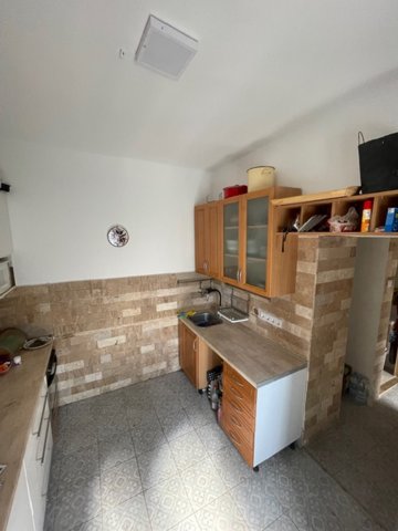 Eladó családi ház, Gávavencsellőn 19 M Ft, 1+2 szobás