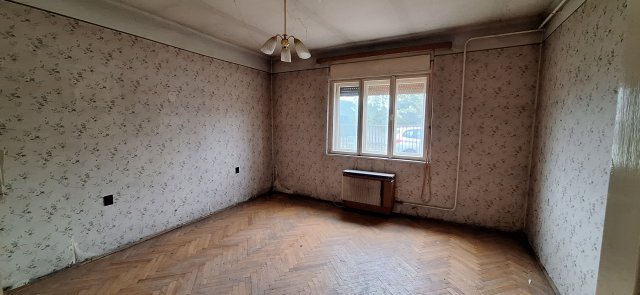 Eladó családi ház, Szigetszentmiklóson 73.9 M Ft, 3 szobás