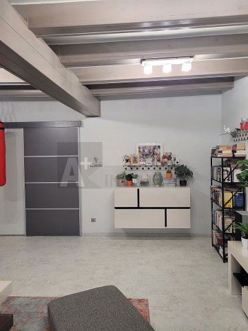 Eladó családi ház, Szegeden 99 M Ft, 5 szobás