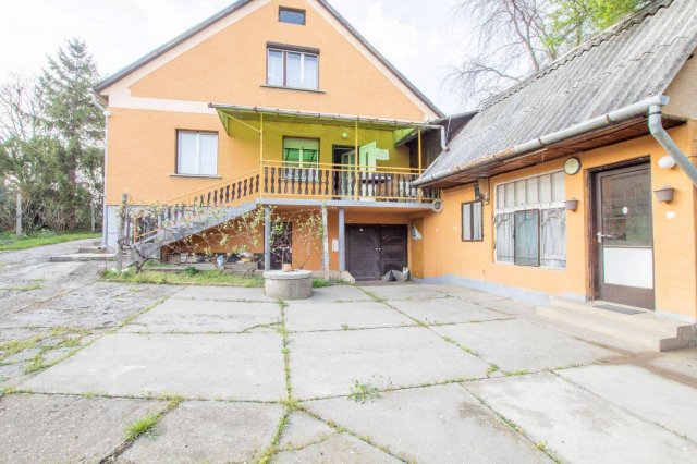 Eladó családi ház, Gyömrőn 99.9 M Ft, 5 szobás