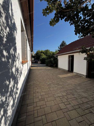 Eladó családi ház, Tiszakóródon 69.9 M Ft, 3 szobás