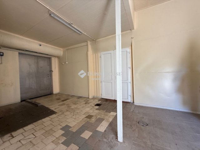 Eladó ipari ingatlan, Üllőn 390 M Ft / költözzbe.hu