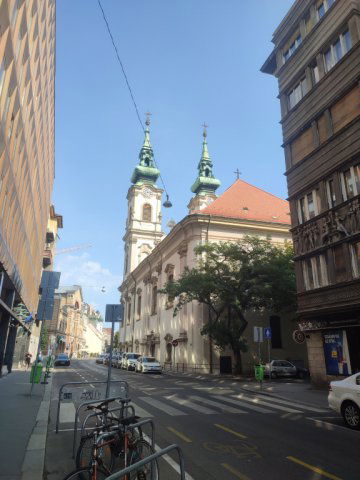 Eladó téglalakás, Budapesten, I. kerületben, Fő utcában