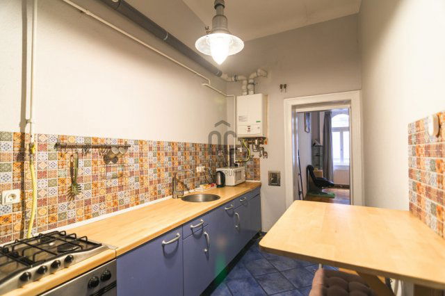 Eladó téglalakás, Budapesten, VII. kerületben 67.5 M Ft