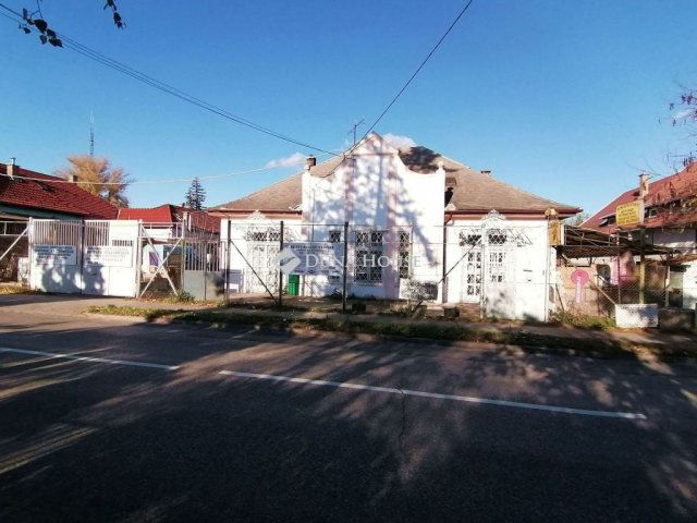 Eladó üzlethelyiség, Budapesten, XVII. kerületben 89.9 M Ft