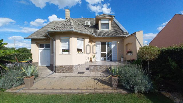 Eladó családi ház, Balmazújvárosban 109 M Ft, 4 szobás