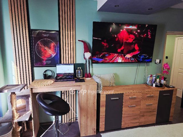 Eladó panellakás, Budapesten, XV. kerületben 55.9 M Ft