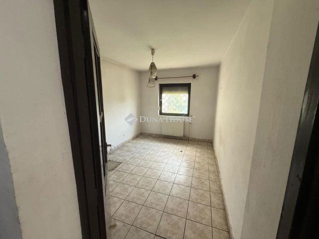 Eladó családi ház, Budapesten, XX. kerületben 79.999 M Ft