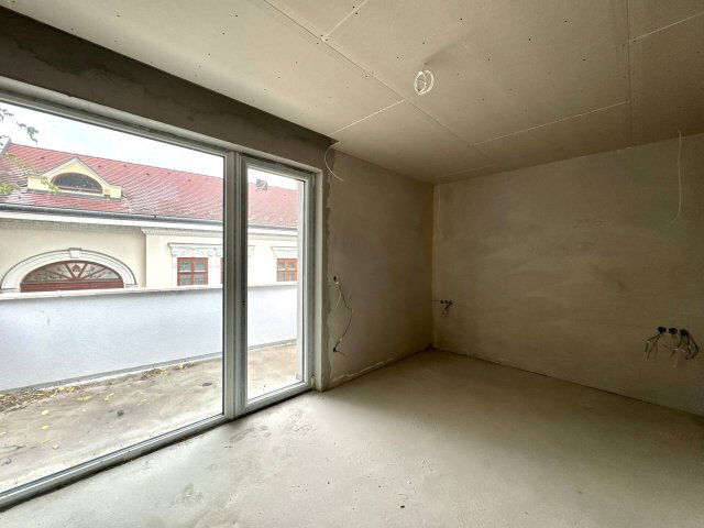 Eladó ikerház, Debrecenben 199.9 M Ft, 3 szobás