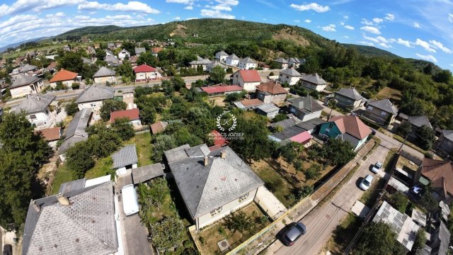 Eladó családi ház, Ózdon 18.9 M Ft, 3 szobás