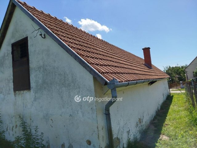 Eladó családi ház, Nagykozáron 22.6 M Ft, 3+1 szobás