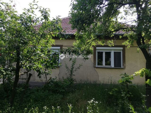 Eladó családi ház, Mezőcsáton 13.8 M Ft, 3 szobás