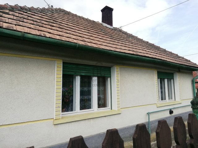 Eladó családi ház, Nagykutason 22.5 M Ft, 2 szobás