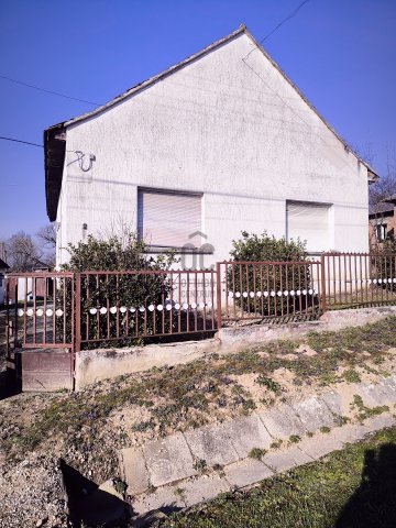 Eladó családi ház, Zalacsében 29.8 M Ft, 3 szobás