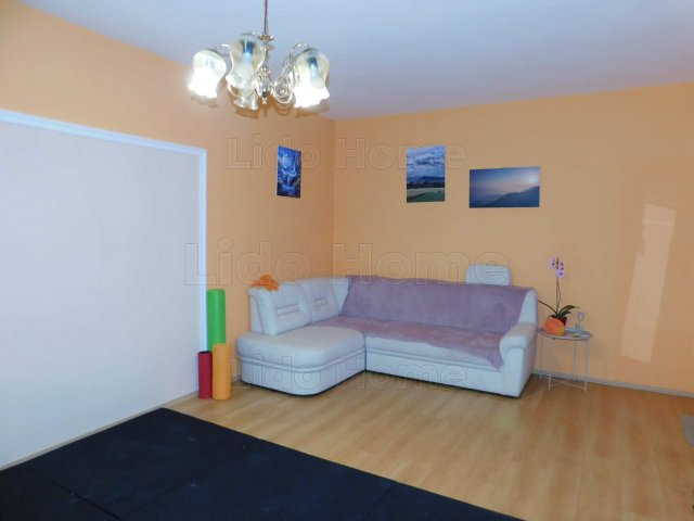 Eladó téglalakás, Keszthelyen 57.72 M Ft, 3 szobás