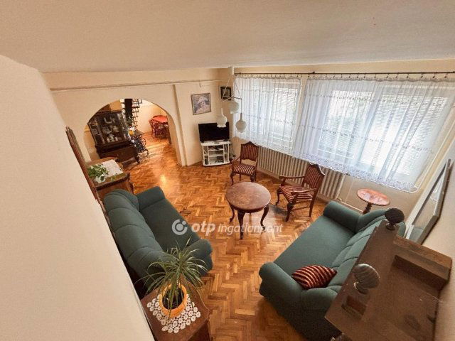 Eladó családi ház, Szolnokon 49 M Ft, 4 szobás