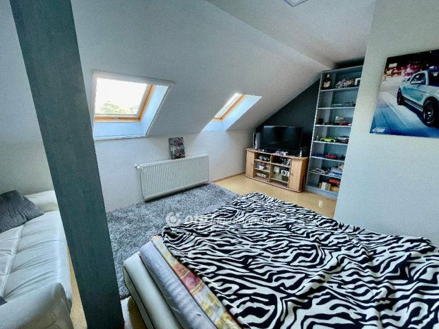 Eladó családi ház, Sülysápon 134.9 M Ft, 5+1 szobás