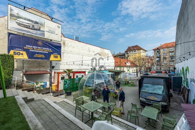 Eladó telek, Budapesten, III. kerületben, Bécsi úton 365 M Ft