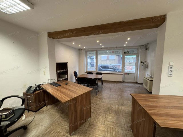 Eladó üzlethelyiség, Kecskeméten 24.99 M Ft