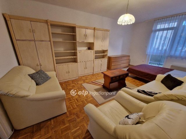 Kiadó téglalakás, albérlet, Miskolcon 130 E Ft / hó, 2 szobás