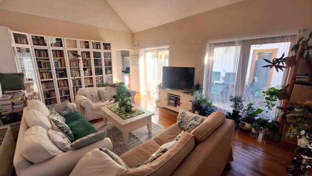 Eladó családi ház, Gödöllőn 159.9 M Ft, 5 szobás