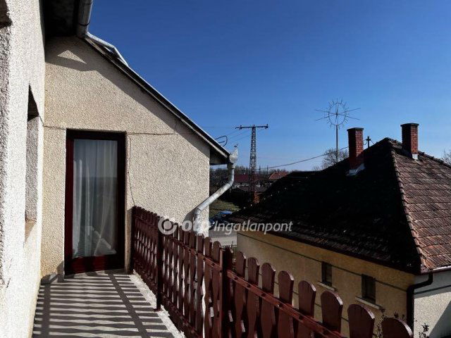 Eladó családi ház, Zalaegerszegen 73.5 M Ft, 4+2 szobás