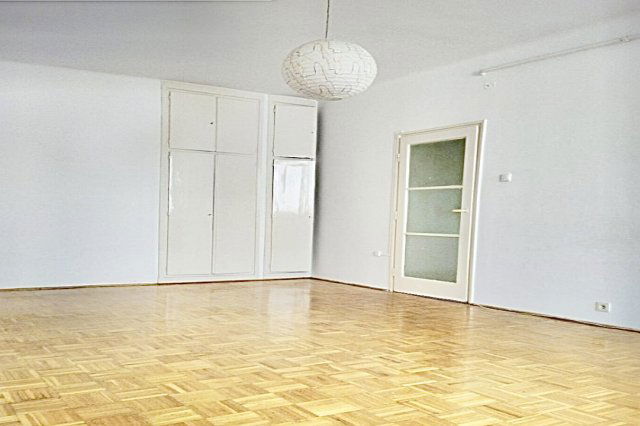 Kiadó téglalakás, albérlet, Debrecenben, Libakert utcában