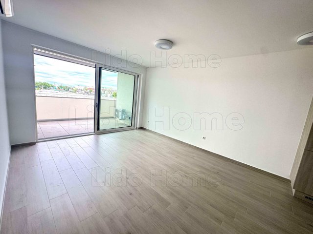 Kiadó téglalakás, albérlet, Győrött 418 E Ft / hó, 4 szobás