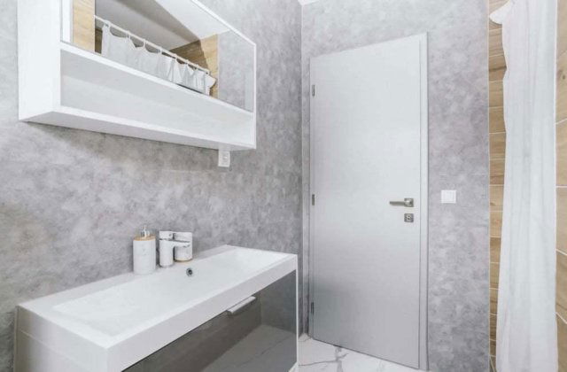 Eladó családi ház, Bálványoson 80.3 M Ft, 4 szobás