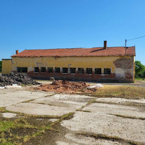 Eladó ipari ingatlan, Tetétlenen 48 M Ft / költözzbe.hu