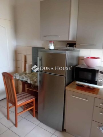 Eladó téglalakás, Pécsett, Vasvári Pál utcában 79.9 M Ft