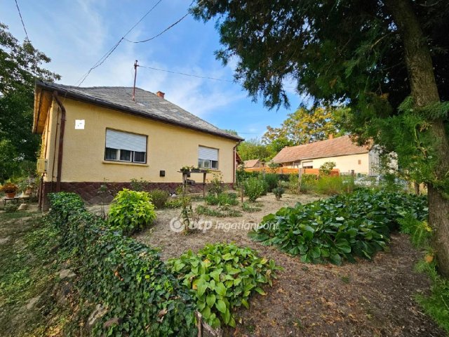 Eladó családi ház, Osztopánon 26.6 M Ft, 2 szobás