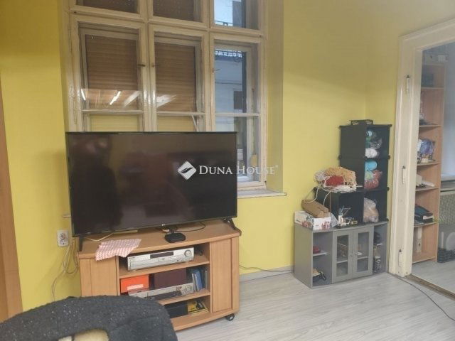 Eladó téglalakás, Budapesten, IX. kerületben 63.4 M Ft, 2 szobás