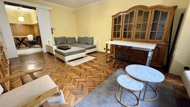 Kiadó téglalakás, albérlet, Debrecenben 300 E Ft / hó, 3 szobás