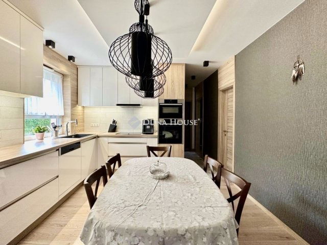 Eladó családi ház, Kozármislenyen 168.49 M Ft, 5 szobás