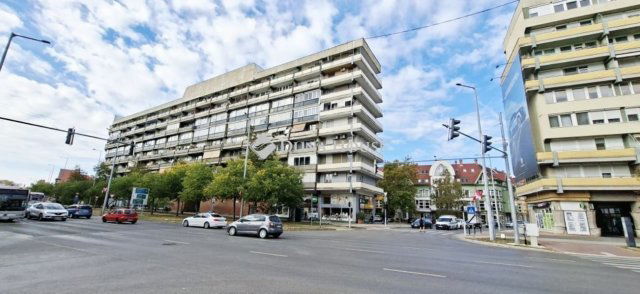 Eladó panellakás, Kecskeméten 42.5 M Ft, 2 szobás