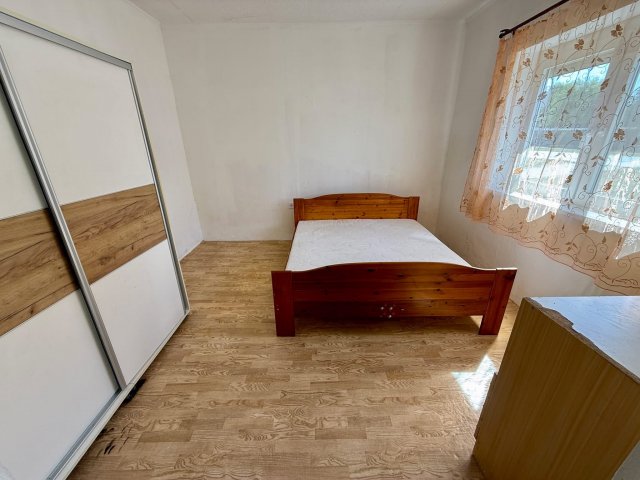 Kiadó családi ház, albérlet, Móron 180 E Ft / hó, 2 szobás