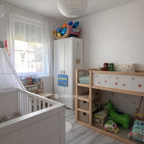 Eladó téglalakás, Sülysápon 59.8 M Ft, 1+2 szobás