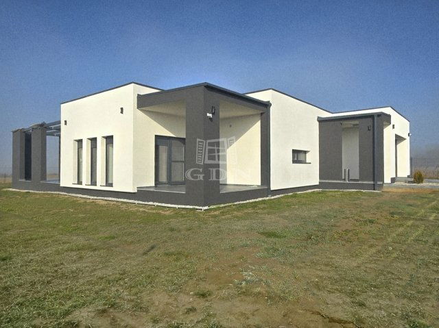 Eladó családi ház, Zalaegerszegen 231.9 M Ft, 4 szobás