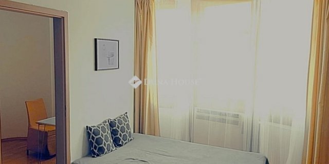 Eladó téglalakás, Budapesten, VI. kerületben 96 M Ft, 2 szobás