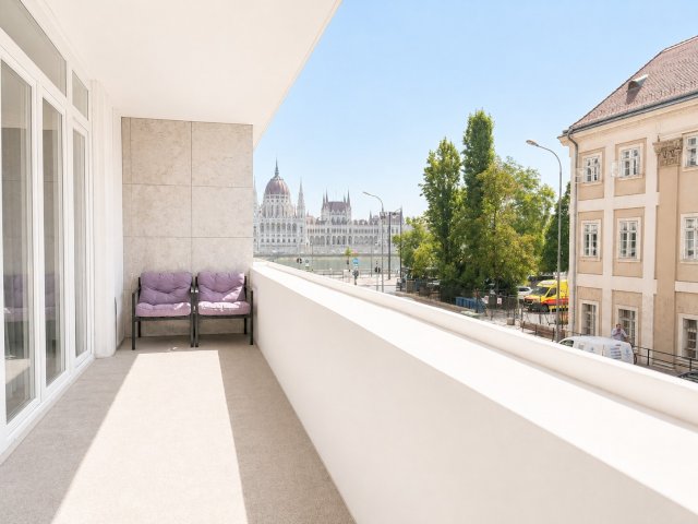 Eladó téglalakás, Budapesten, II. kerületben 174.9 M Ft