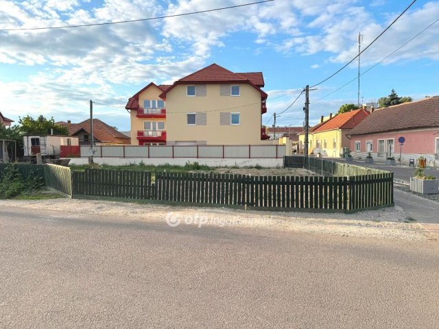 Eladó telek, Tiszafüreden 54 M Ft / költözzbe.hu