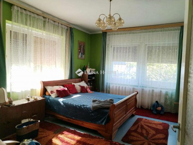 Eladó családi ház, Dormándon 42 M Ft, 7 szobás