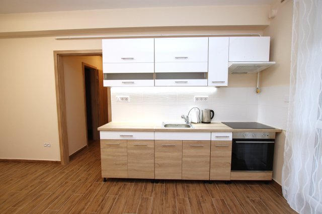 Kiadó téglalakás, albérlet, Hajdúszoboszlón, Kölcsey utcában