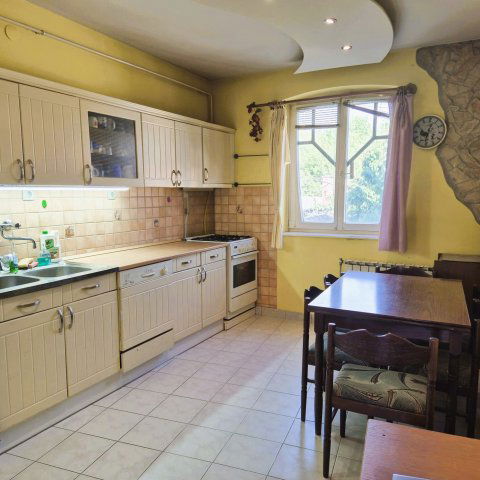 Eladó téglalakás, Kecskeméten 49.9 M Ft, 2 szobás