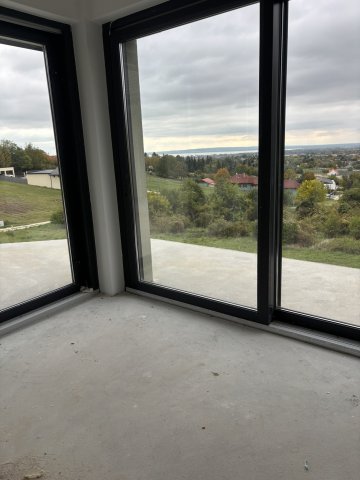 Eladó családi ház, Cserszegtomajon 199 M Ft, 4+2 szobás