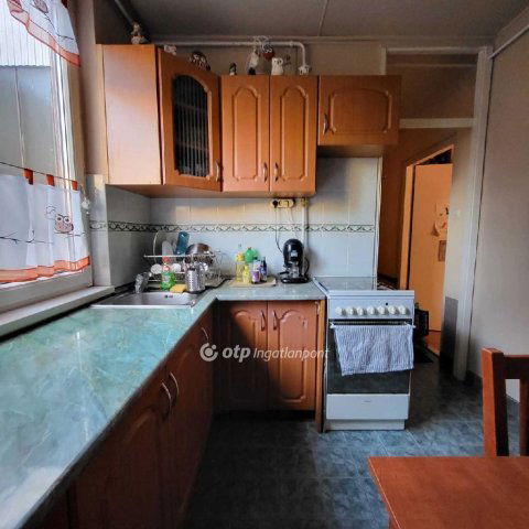 Eladó panellakás, Budapesten, XV. kerületben 72 M Ft, 2+1 szobás
